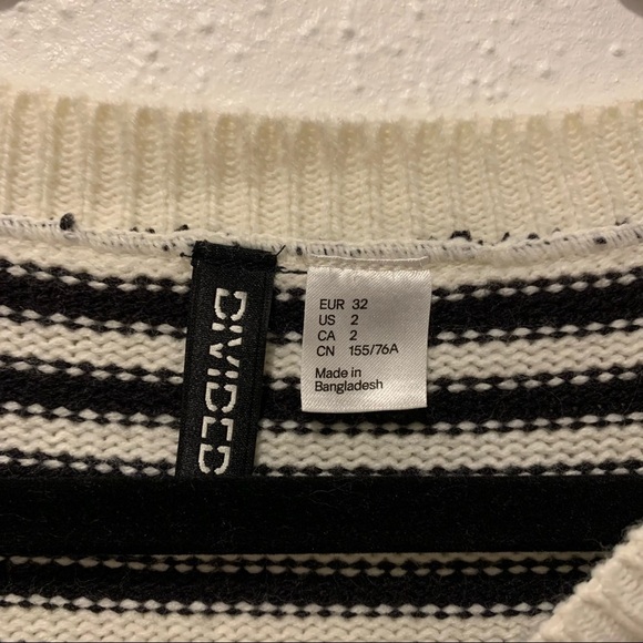 H&M Divided Cropped Stripe White & Black Sweater Top Sz. 2 - Picture 3 of 4